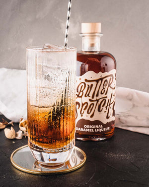 Der Original Butterscotch Karamell Likör wir gerne auch in der Verbindung mit Eis getrunken. 