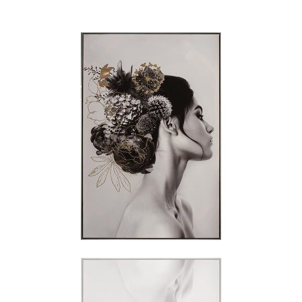 Das Gemälde zeigt eine wunderschöne Frau mit Blumen in den Haaren. Das Porträt ist in schwarz/weiß mit goldenen Elementen