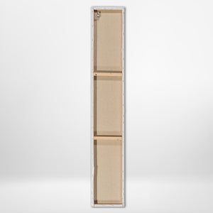 Schmales Leinwandbild von der Rückansicht mit der Aufhängung