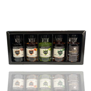 Liköre kann man gut im BRIDEMAKER Tasting Set von Böser Kater probieren. Diese leckeren Liköre sind im schönen Geschenkkarton.