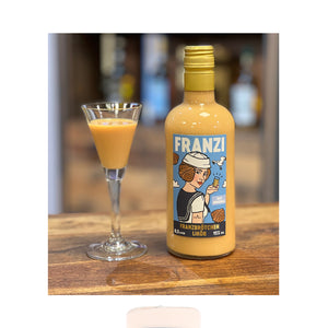 Franzi der himmlisch leckere Franzbrötchenlikör aus Hamburg ist ein echter Genuss.