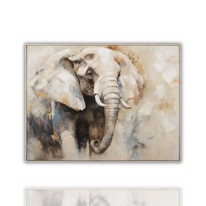 Ein aftrikanischer Elefant ist mit Acrylfarbe auf Leinwand gemalt. Die Farben sind Beige; Sand und andere Erdtöne. Das Gemälde Grey coloured Elephant ist mit Metallfolie veredelt worden.