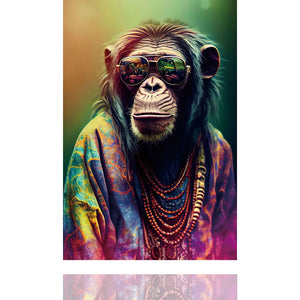 Ein Schimpanse mit bunter Sonnenbrille ist wie ein Hippie gekleidet. Bunter Digitaldruck Poster