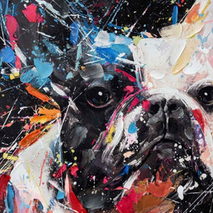 Die Französische Bulldogge wurde mit Acrylfarbe gemalt.