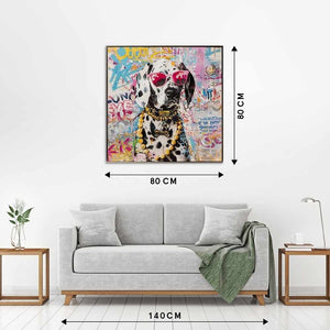 An der Wand stehen die Maße vom Gemälde Pink Dalmatiner Make Your Lifestyle