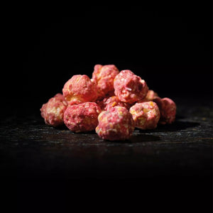 Berry White, rosafarbenes Popcorn mit weißer Schokolade und Himbeeren, Pottkorn