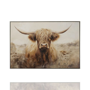 Gemälde Schottisches Hochlandrind in Beige und Braun, Highland Rinder Wandbild im Aquarell-Stil mit langen Hörnern und weichem Naturhintergrund. Gemälde mit Rahmen