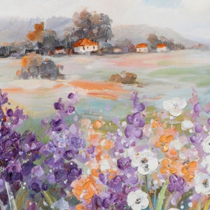 Detailaufnahme einer bunten Blumenwiese mit Sommerblumen wie sie in der Toskana oder Provance vorkommen.