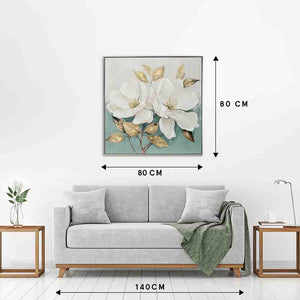 Zwei weiße gemalte Magnolienblüten auf einem gerahmten Acrylgemälde. An der Wand stehen die Maße vom Gemälde.