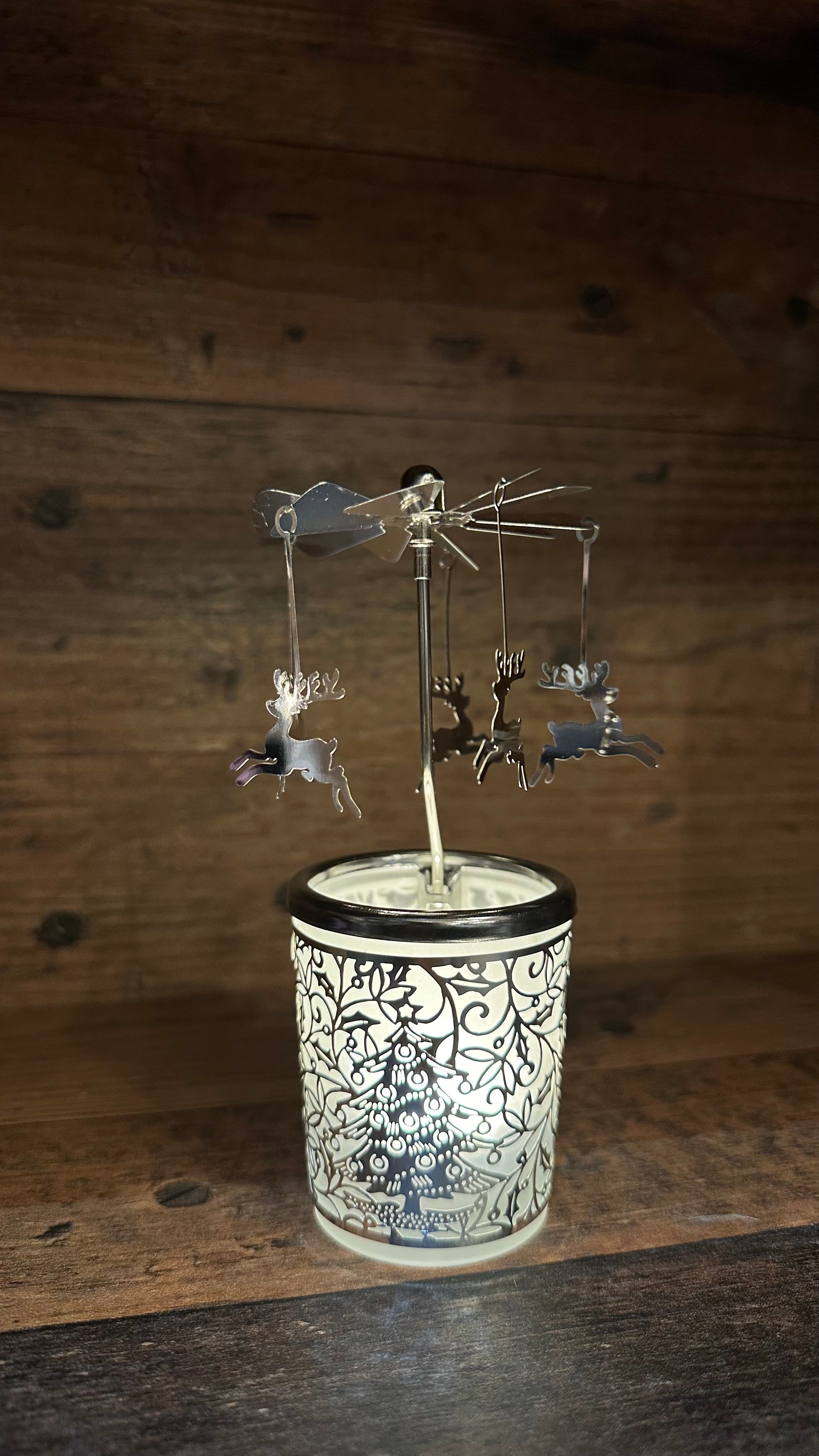Weihnachtliches Glas-Karussell-Windlicht mit Rentiere – BRIDEMAKER