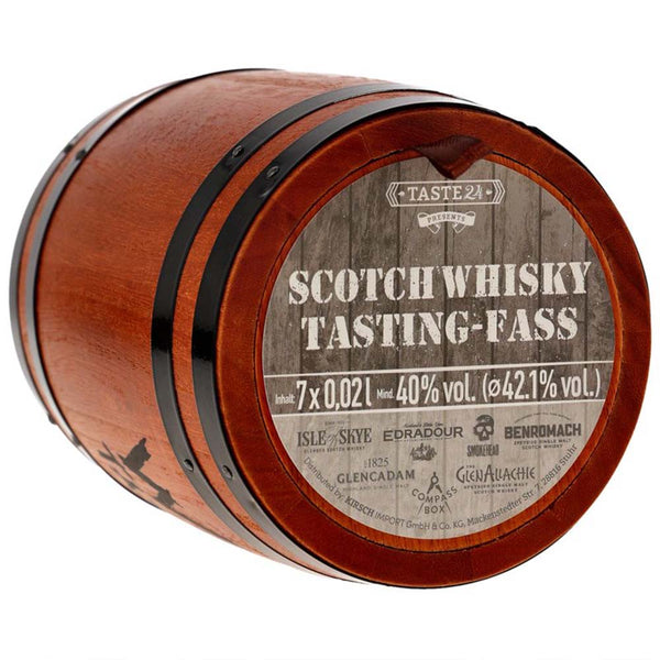 Scotch Whisky Tastingfass mit sieben Sorten hochwertigen Whisky in kleine Flaschen gefüllt.