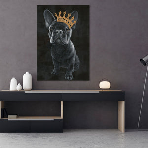 Der schwarze Frenchiewelpe trägt stolz eine goldene Krone. Das schöne Acrylgemälde berührt sofort jedes Herz.