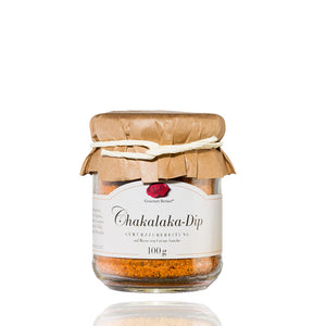 Der Chakalaka Dip oder Streuwürze wird gerne für Fleisch, Bratkartoffeln oder Saucen genommen. Man kann die Chakalaka Streuwürze auch in Creme Fraiche  einrühren und man erhält einen feinschmeckenden Dip.