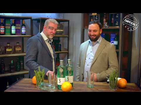 Video über den London Dry Gin No. 3. In diesem Gin sind drei Früchte und drei Gewürze enthalten. Video mit Chris henkel von Kirsch Import und the BRIDEMAKER
